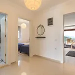 Kalloni アパート *